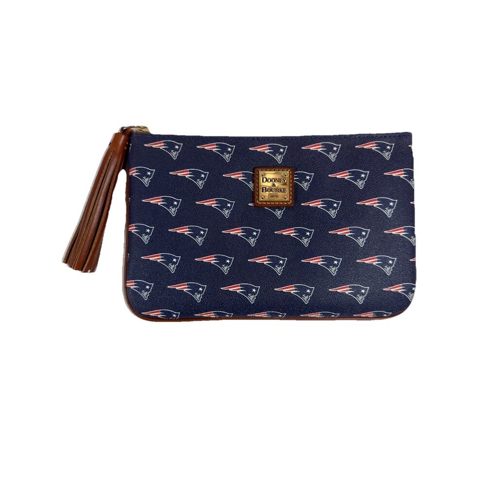 Dooney & Bourke NFL New England Patriots Navy Blue Coated Canvas Clutch Wristlet - Picture 2 of 11